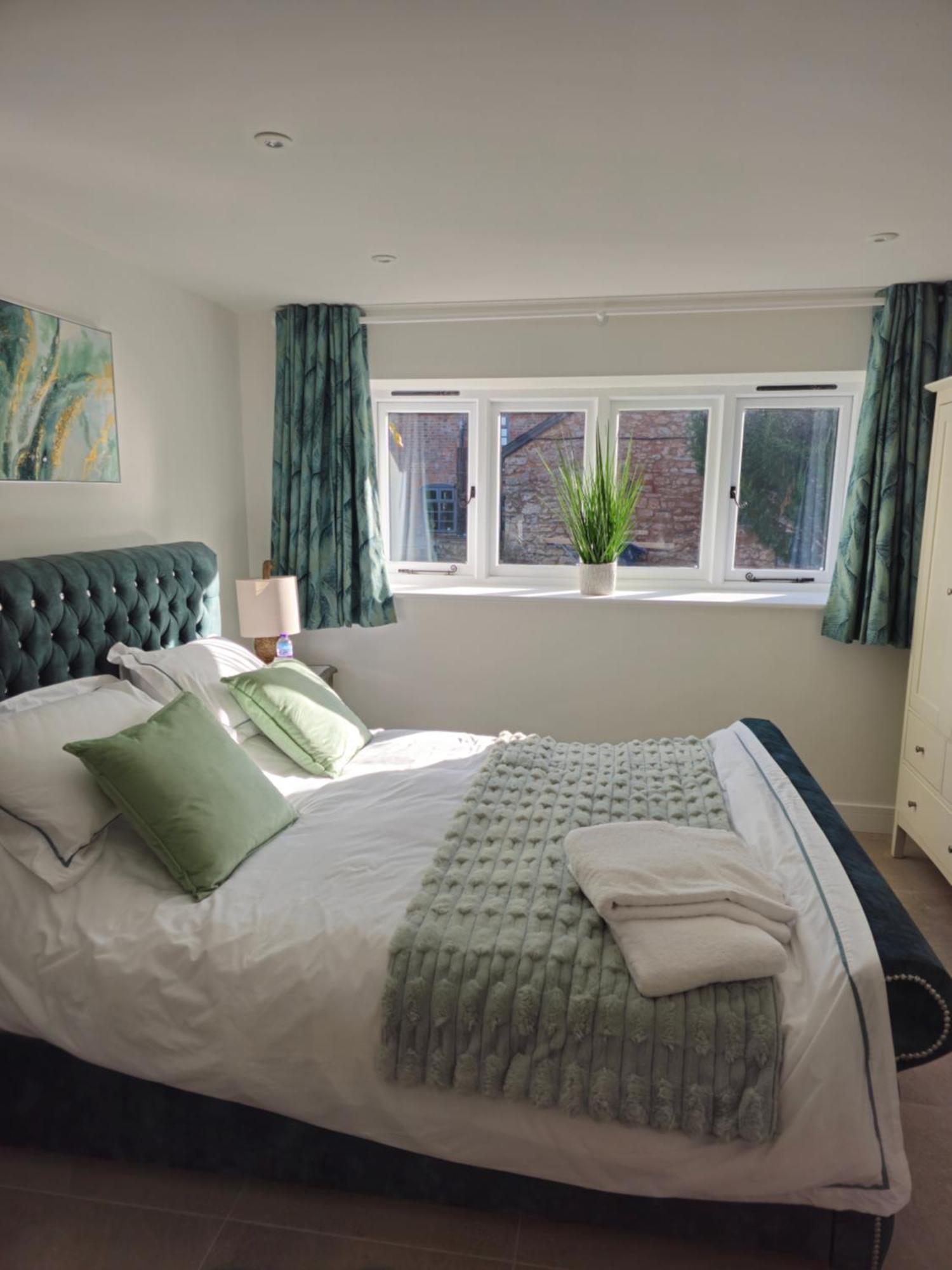 Sleeps 12, Stunning Dog Friendly Lodge, Rural Village Nether Stowey Buitenkant foto